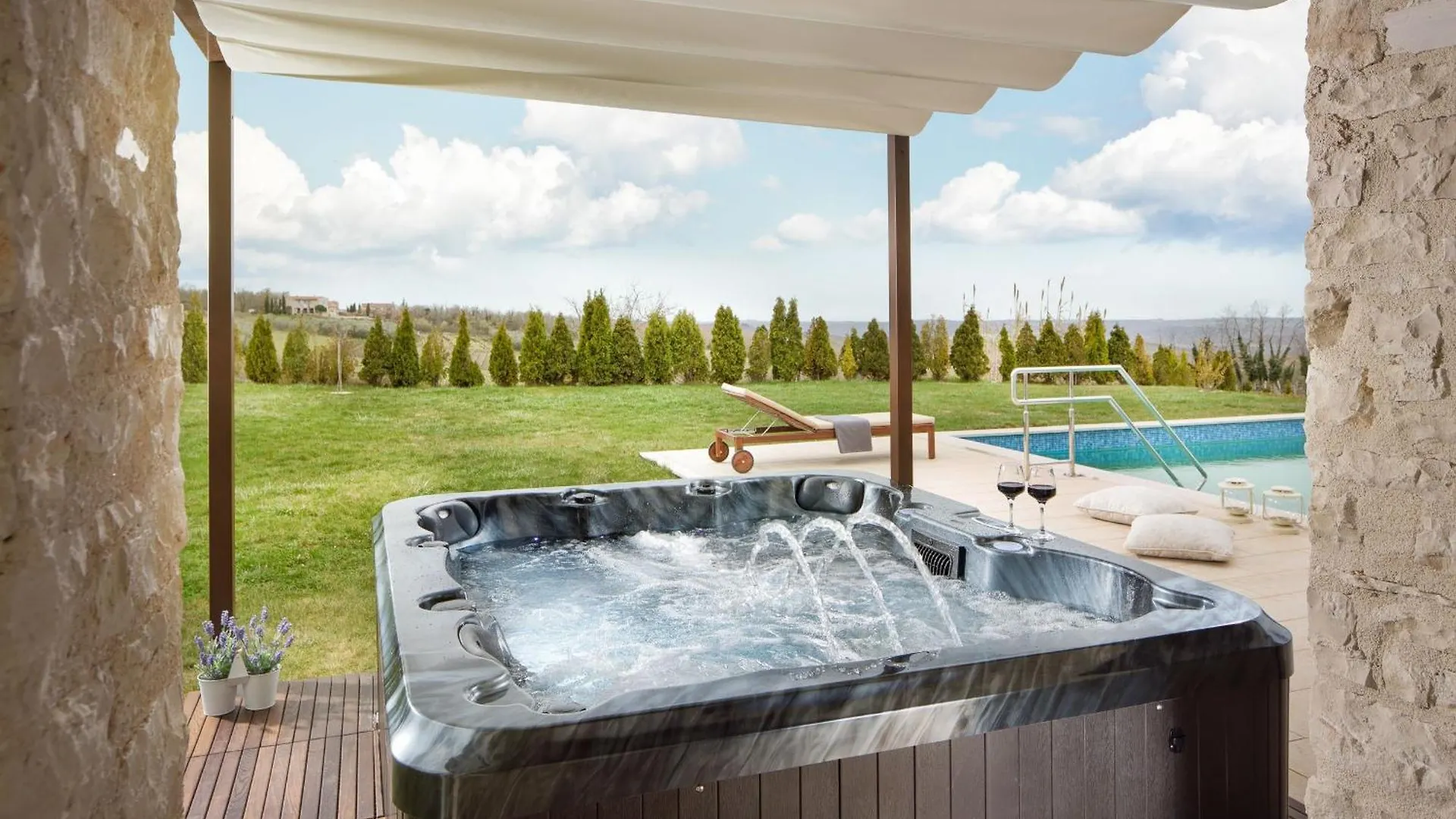 Ferienhaus Mit Privatpool Fuer 10 Personen Ca, 400 M Sup2 In Bajkini, Istrien Binnenland Von Istrien Croatia